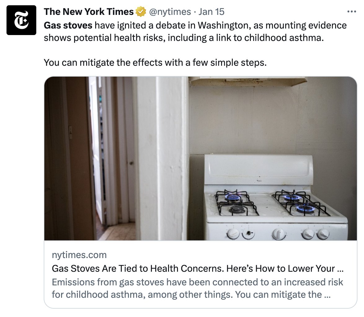 ChristinaPushaw's tweet image. When I say "legacy media hates you," this is what I mean...

NY Times: Gas stoves are health risks

Also NY Times: Concerns about health risks from a train load of toxic chemicals burning for days = "wild speculation"