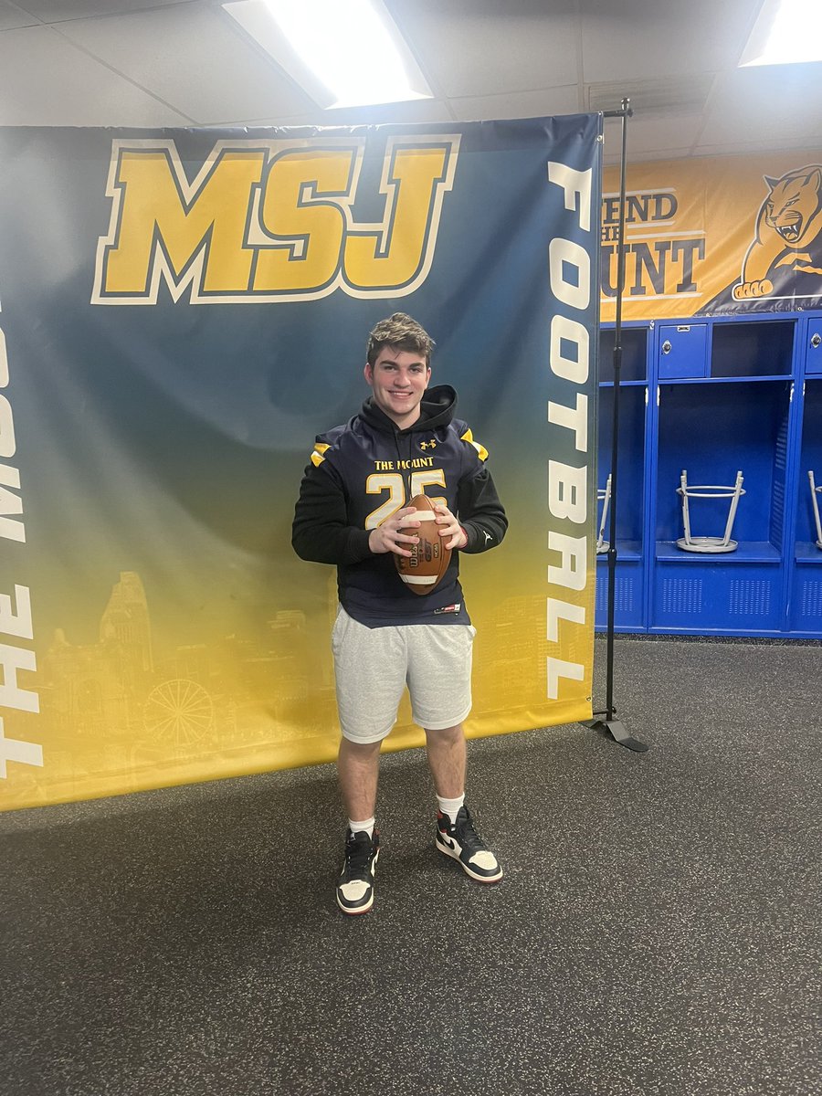 Zach Montgomery tweet media