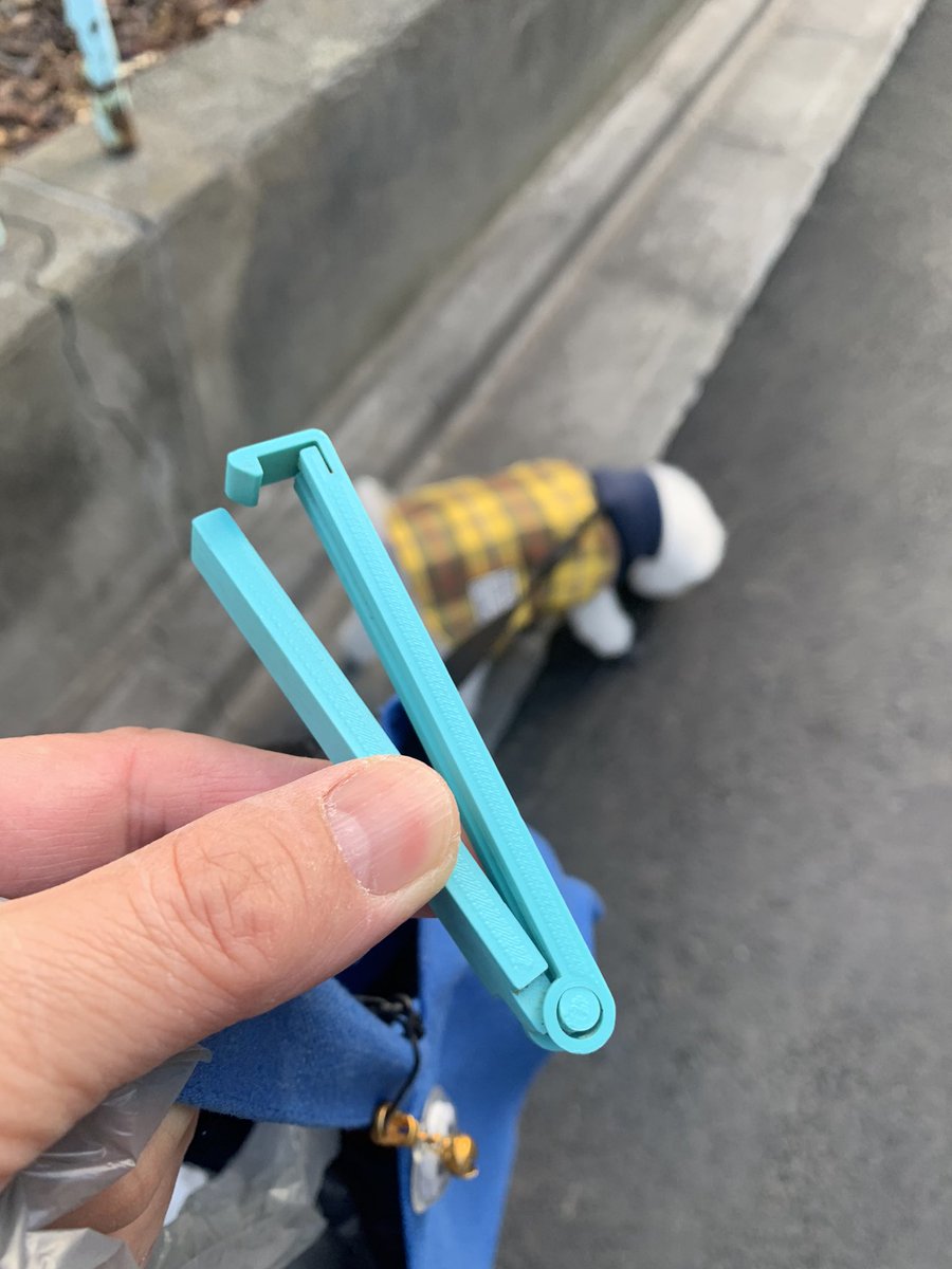 miznori's tweet photo. #PolymaxPLA で作ったバッグクロージャー かれこれ2年以上毎日使ってるけど壊れないので助かる https://t.co/TYftnfiCMm