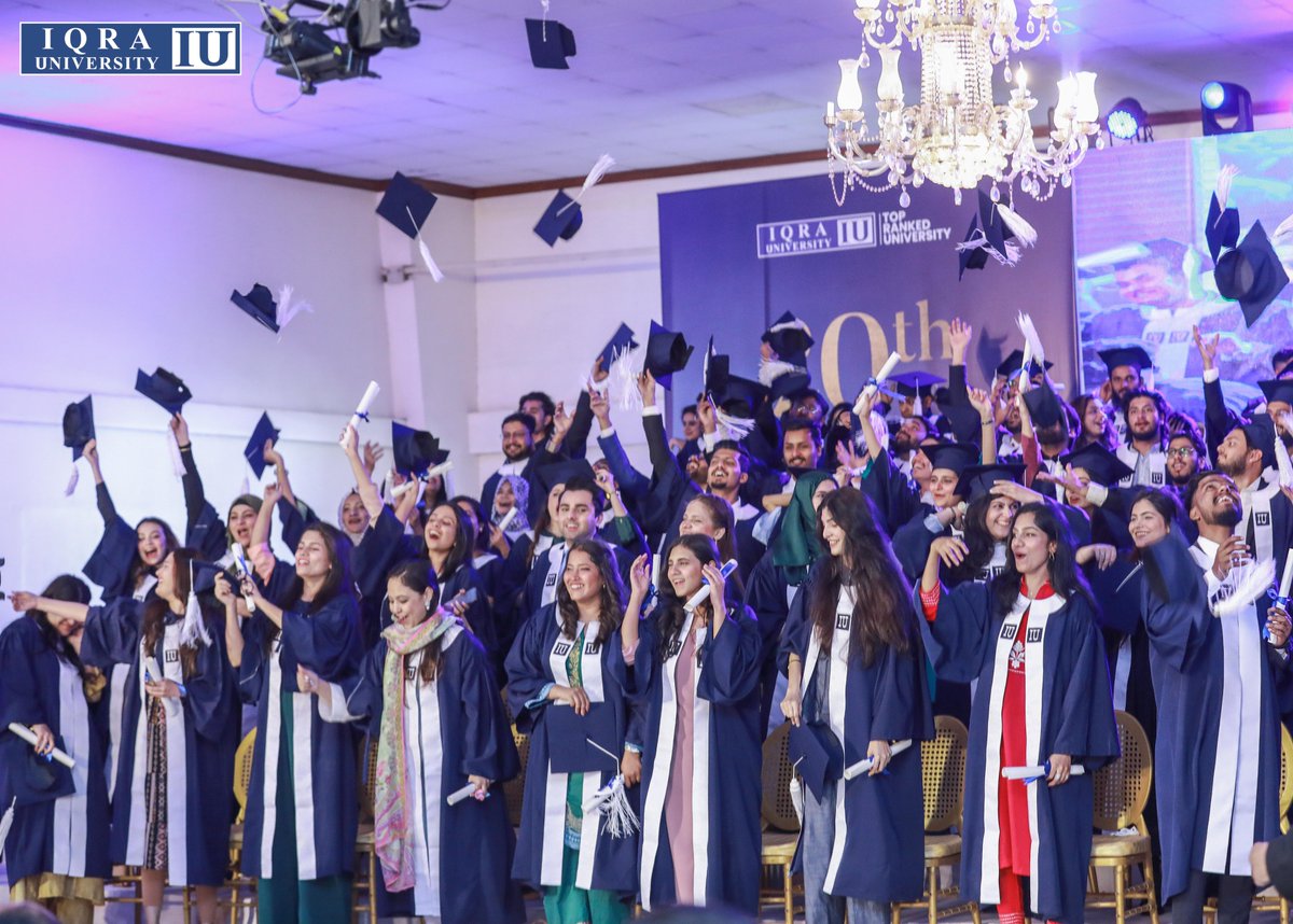 IqraUniOfficial's tweet photo. Convocation, an event that carries emotions and hopes simultaneously. We loved to caught your moments like tossing your caps in the air, flaunting in your magnificent gowns, and cheering memories of your unforgettable years with happy faces.
#Convocation2022 #IqraUniversity https://t.co/v7ehmy3gHa