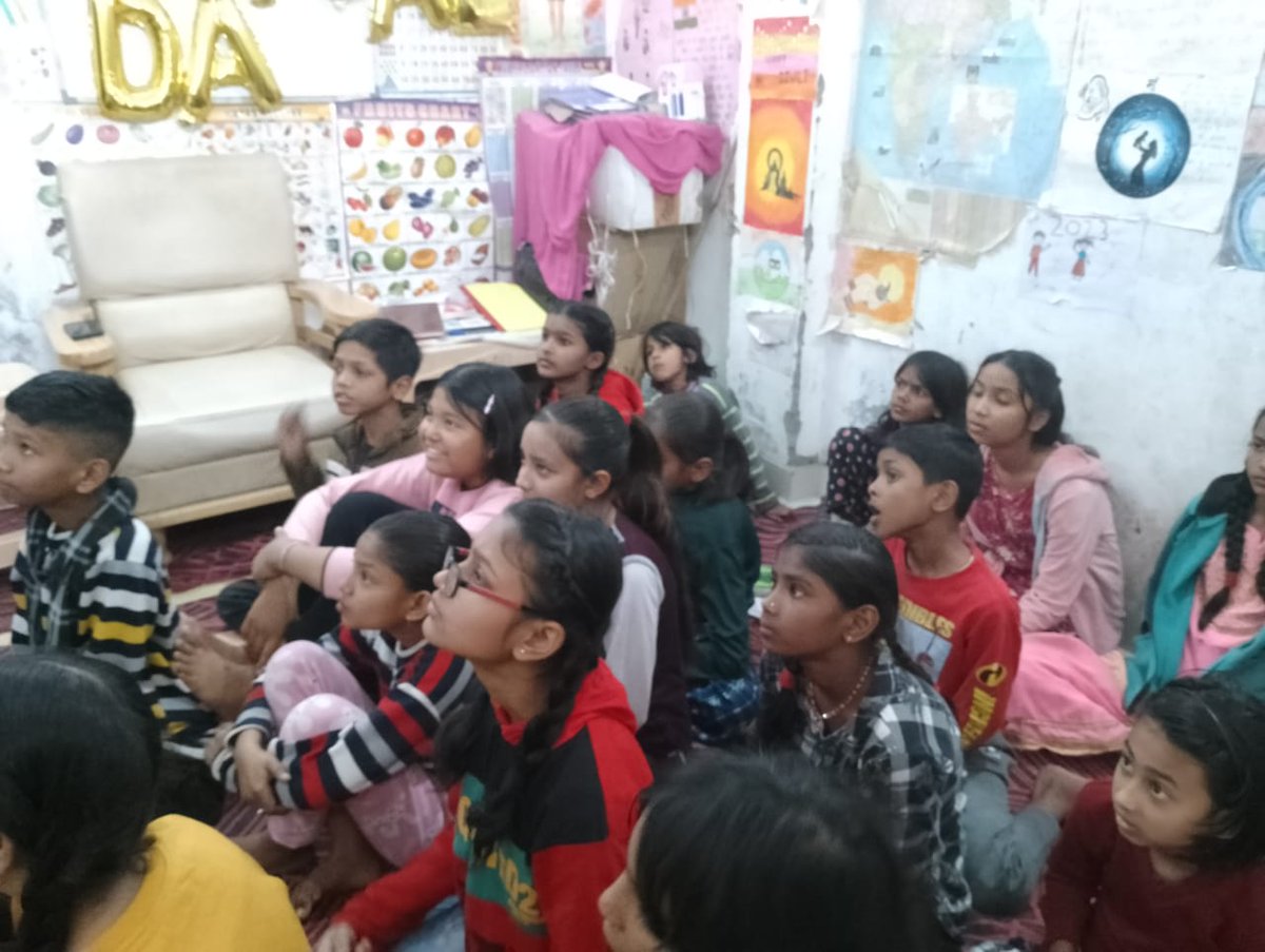 tarezameenngo's tweet image. Thanks to @connectfor for collaborating with us on a workshop about legal rights and remedies. 

Kudos to all the volunteers and beneficiaries who joined us to promote legal literacy and empower the next generation. #volunteering #connectfor #legalrights #NGO #communityservice