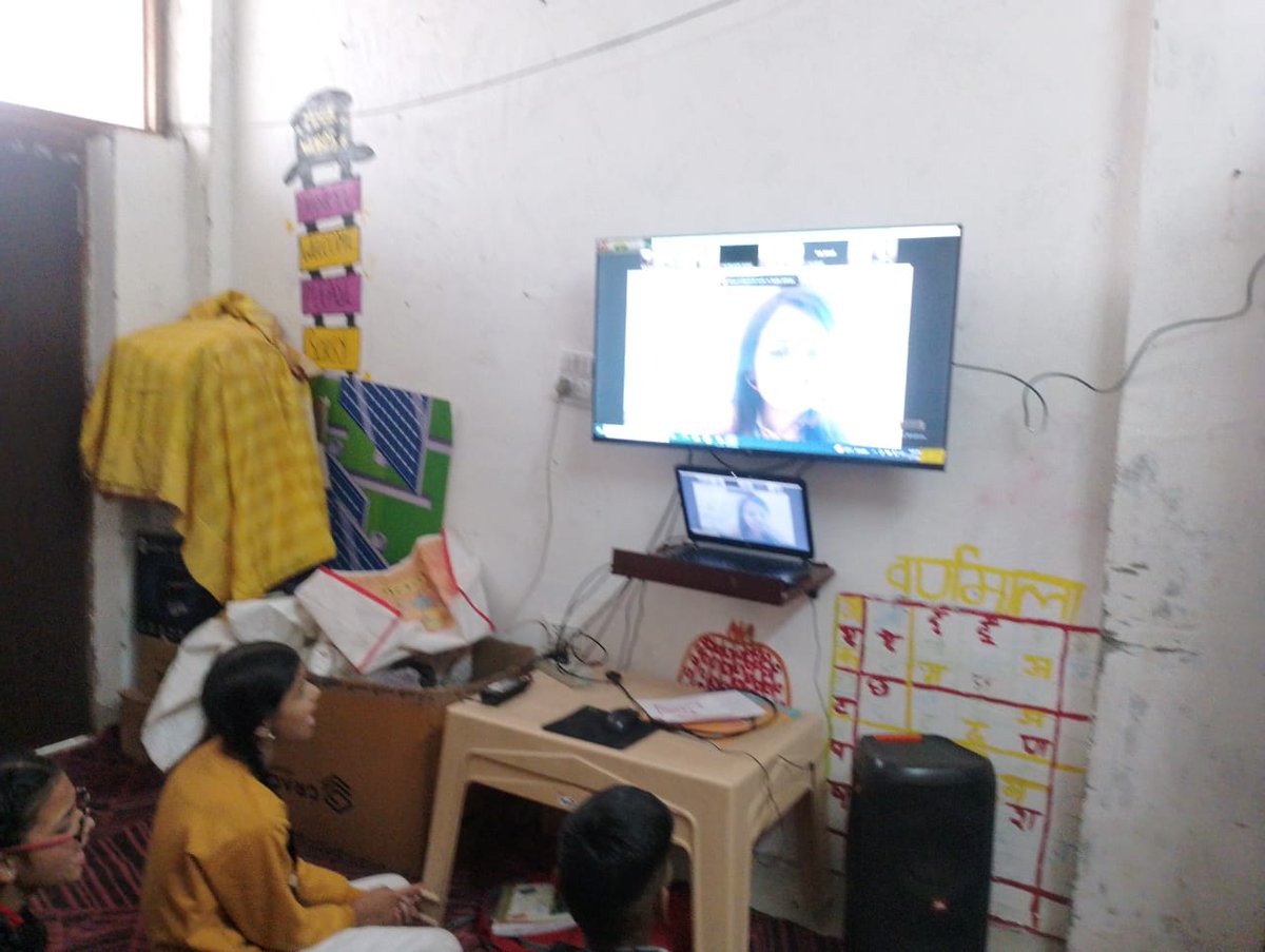 tarezameenngo's tweet image. Thanks to @connectfor for collaborating with us on a workshop about legal rights and remedies. 

Kudos to all the volunteers and beneficiaries who joined us to promote legal literacy and empower the next generation. #volunteering #connectfor #legalrights #NGO #communityservice