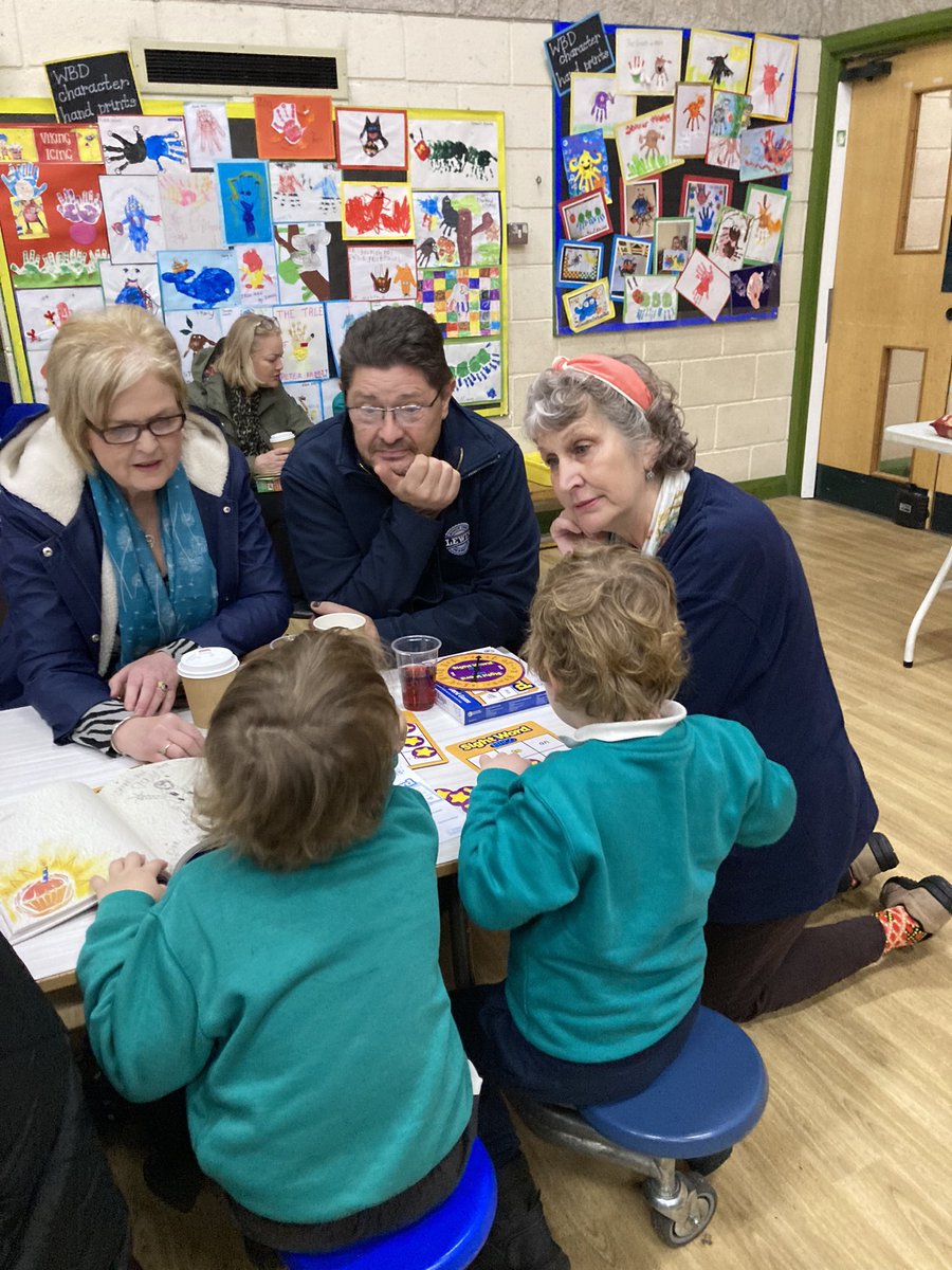 ThornhillPS's tweet photo. What fantastic attendance at our Grandparentsโ coffee morning this morning. It was so lovely to see the hall full of families playing games and having fun! #TPScommunity https://t.co/B2hakuC4NA