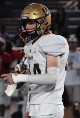 DeepDishFB's tweet photo. JUST RELEASED THIS MORNING #IHSA 
Chatting With Richards Defender Neil Glynn Class Of 2024
@NeilGlynn1 
@HLR_FOOTBALL 
@BulldogsHLR 

LINK:
https://t.co/xaAlB8hcG1 https://t.co/9g0JW1hyrD
