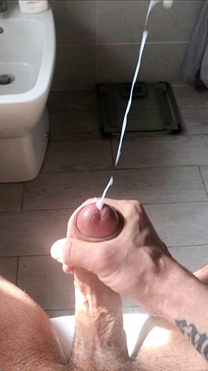 nabecart's tweet photo. bathroom release! ππ₯π¦π #thickcock #uncutcocks #uncutdicks #hotknob #jizzsplatter #jizz #cumshot #cumrope #hardon #erectcock #hairymen #mensminge https://t.co/F0rXJ4oVd3
