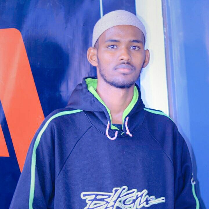 Xararaawi's tweet photo. #NewProfilePic https://t.co/k19i4ADI04