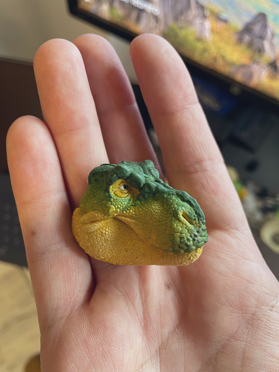 Camarasketch's tweet photo. I am back to this project! After a long break from it!#albertocamara https://t.co/o9ojsoxaEP