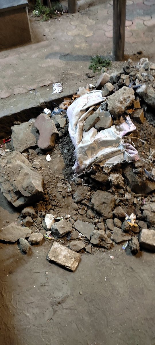 TappyDoo's tweet photo. @mybmcWardD request you sirs to have the debris below our building picked up. Some digging and cabling work was undertaken by the BEST Electrical Team about 2 weeks back but nobody's come to clean it up after that. https://t.co/9h8oHMweQq