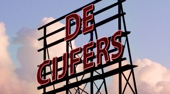RadioVisieOffic's tweet photo. https://t.co/J5YSmot2Mm Nu op https://t.co/IFDl5ci5LT:
Vlaamse luistercijfers september-december 2022: nieuw dieptepunt voor VRT -  #radiovisie
Onze drie conclusies: een nieuw dieptepunt voor de VRT, een nieuw record voor DPG Media en voor de digital-only radiostations. https://t.co/00UoqRFT9Y