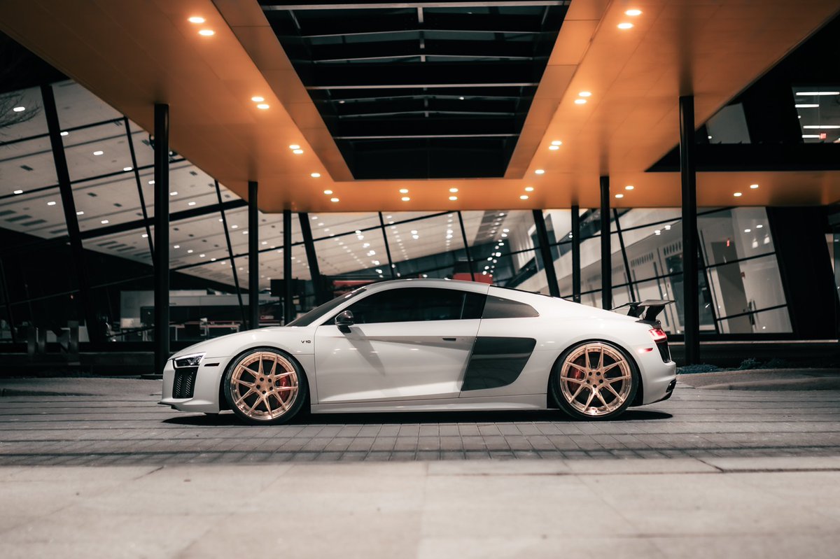 BCForgedNA's tweet photo. Audi R8 • HCA381S • Royal gold center • Polished lip • Stainless hardware • Available 18"-23" diameter • @tahmi.winn photos by @kmedia.jpg • Email:sales@bcforged-na.com • #bcforged #bcforgedna #audi #r8 #audir8 https://t.co/6eWTwTzbgq