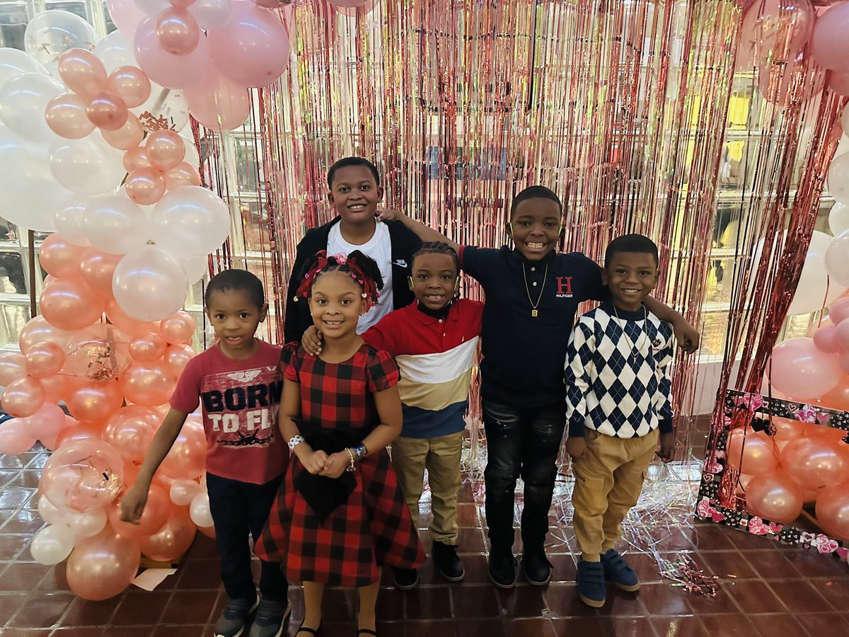 wsfcsvirtual's tweet photo. ♥️ We had our first ever Valentine’s Dance yesterday and it was AMAZING! Our elementary students enjoyed the fun with their friends, family, and teachers! More pics to come! Tag us in your pics @wsfcsvirtual #wsfcsVirtualAcademy https://t.co/f9xYDc8uuT