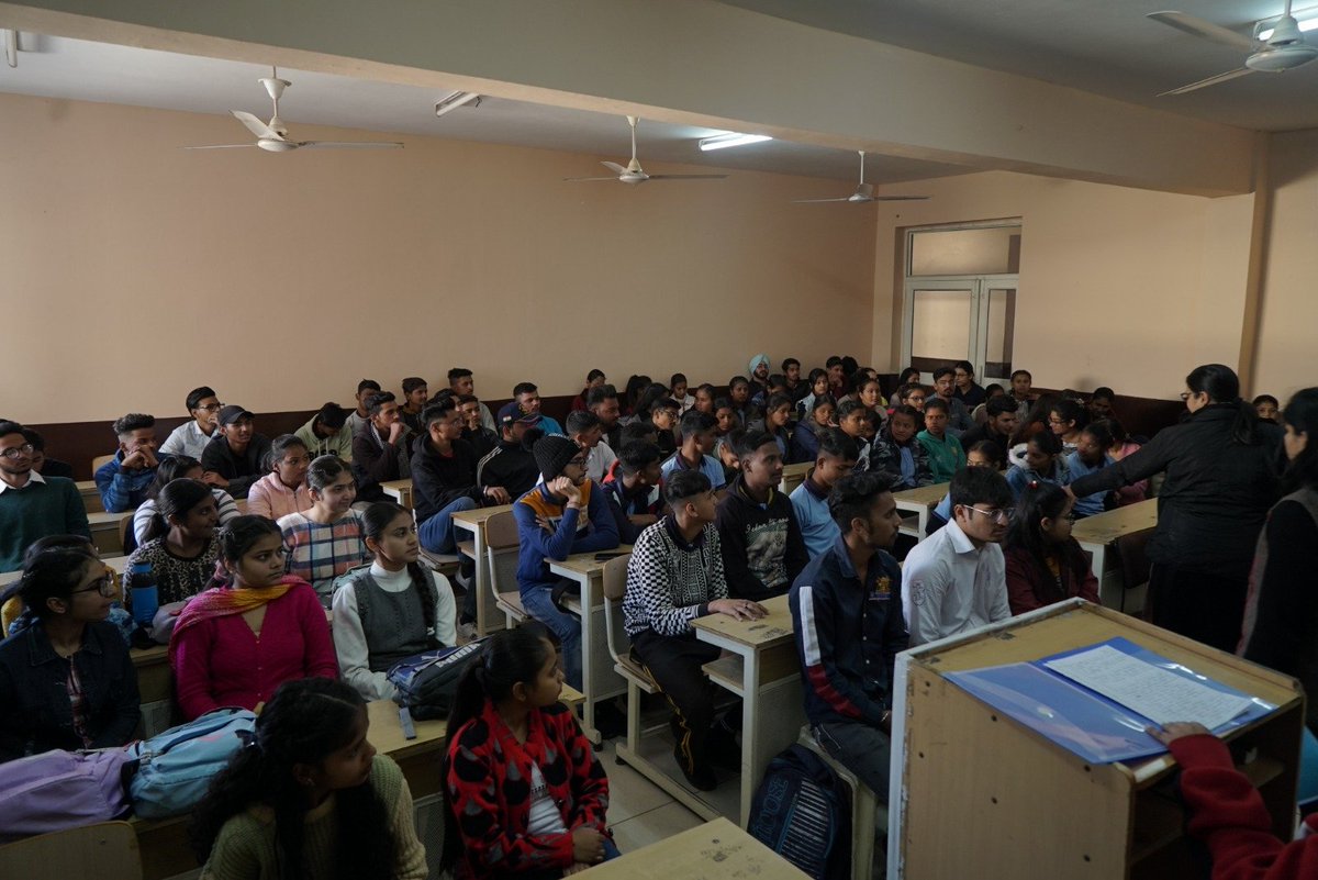 dcj_official's tweet image. Eco Club@DCJ, #DoabaCollegeJalandhar launched a Capacity Building Training program on #SwachhBharatMission in collaboration with Punjab Municipal Infrastructure Development Company and Reap Benefit Foundation for students on 13th February 2023.  
#PMIDC #PrincipalPardeepBhandari