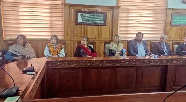 uhslhrofficial's tweet photo. Medical Colleges in Punjab to implement new, modular curriculum from March 1. The UHS, taking a historic initiative, has revised the more than a decade-old MBBS curriculum. In the new curriculum, clinical training will be given to the students from their first day in the college. https://t.co/0uqseJtT4z