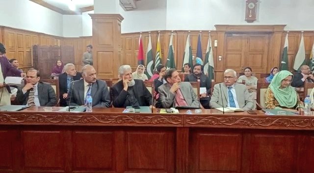 uhslhrofficial's tweet photo. Medical Colleges in Punjab to implement new, modular curriculum from March 1. The UHS, taking a historic initiative, has revised the more than a decade-old MBBS curriculum. In the new curriculum, clinical training will be given to the students from their first day in the college. https://t.co/0uqseJtT4z