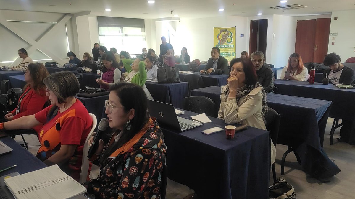MiguelRinconB's tweet photo. XXX Asamblea Nacional de Delegados @sintrabienesta3 construcción nacional y colectiva de nuestro pliego de peticiones. Un ejercicio que venimos adelantando desde hace varios meses con aportes de todas y todos nuestros trabajadores a nivel nacional 💥🔥✊ https://t.co/z0Hdt9zerU