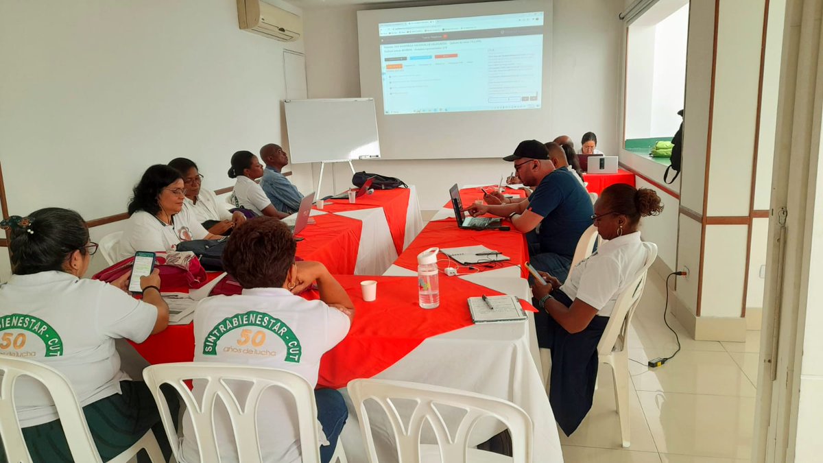 MiguelRinconB's tweet photo. XXX Asamblea Nacional de Delegados @sintrabienesta3 construcción nacional y colectiva de nuestro pliego de peticiones. Un ejercicio que venimos adelantando desde hace varios meses con aportes de todas y todos nuestros trabajadores a nivel nacional 💥🔥✊ https://t.co/z0Hdt9zerU