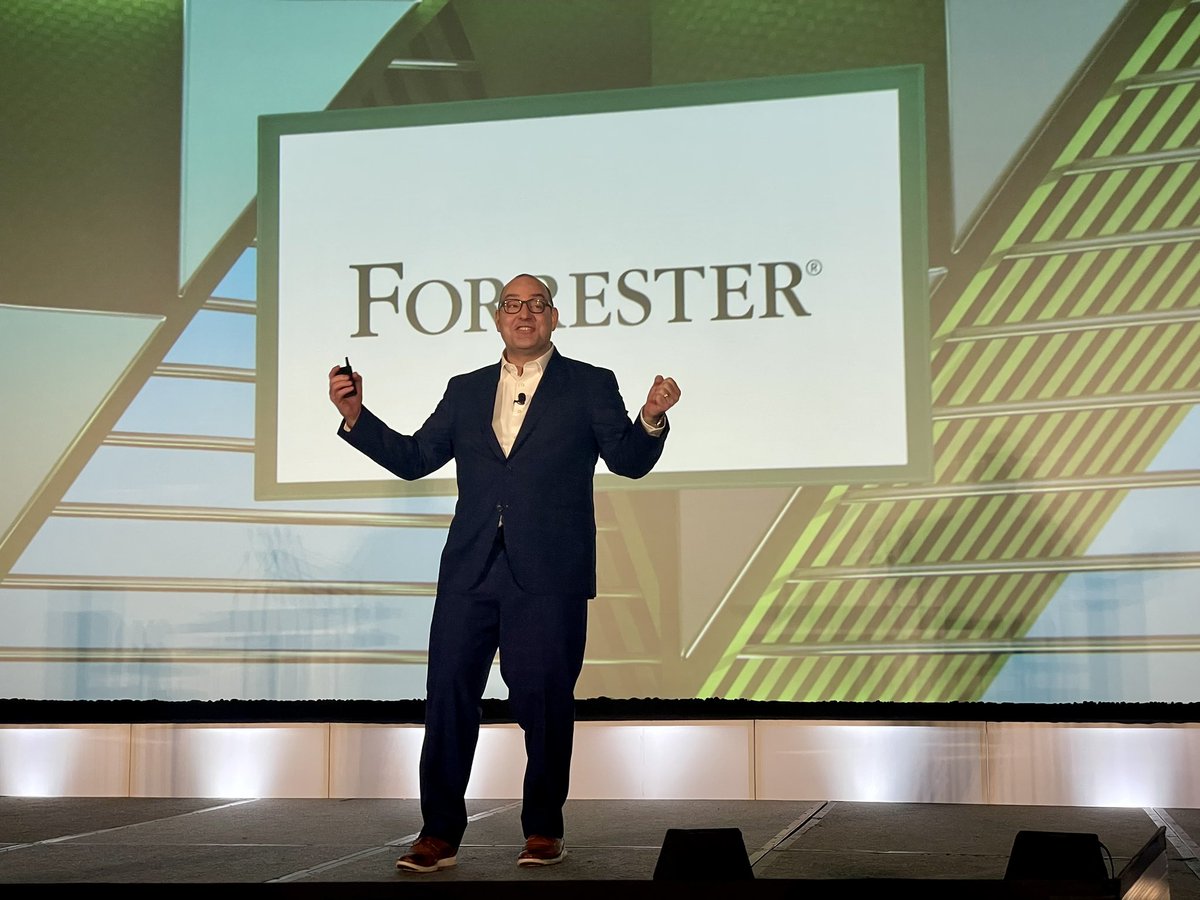 Lou Paskalis 🇺🇦🇺🇸🇮🇱 tweet media