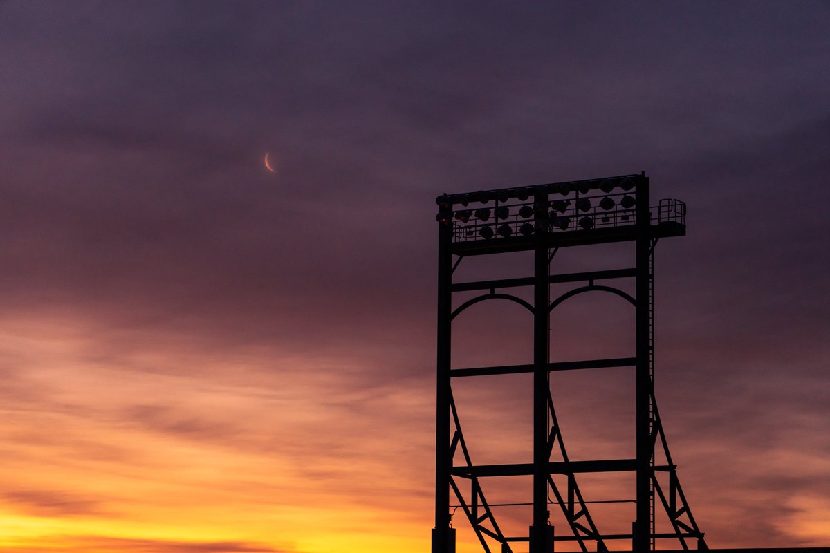 Cubs's tweet photo. 🔜 ⚾️

https://t.co/Gdg4K4z91b https://t.co/vpN523O88o