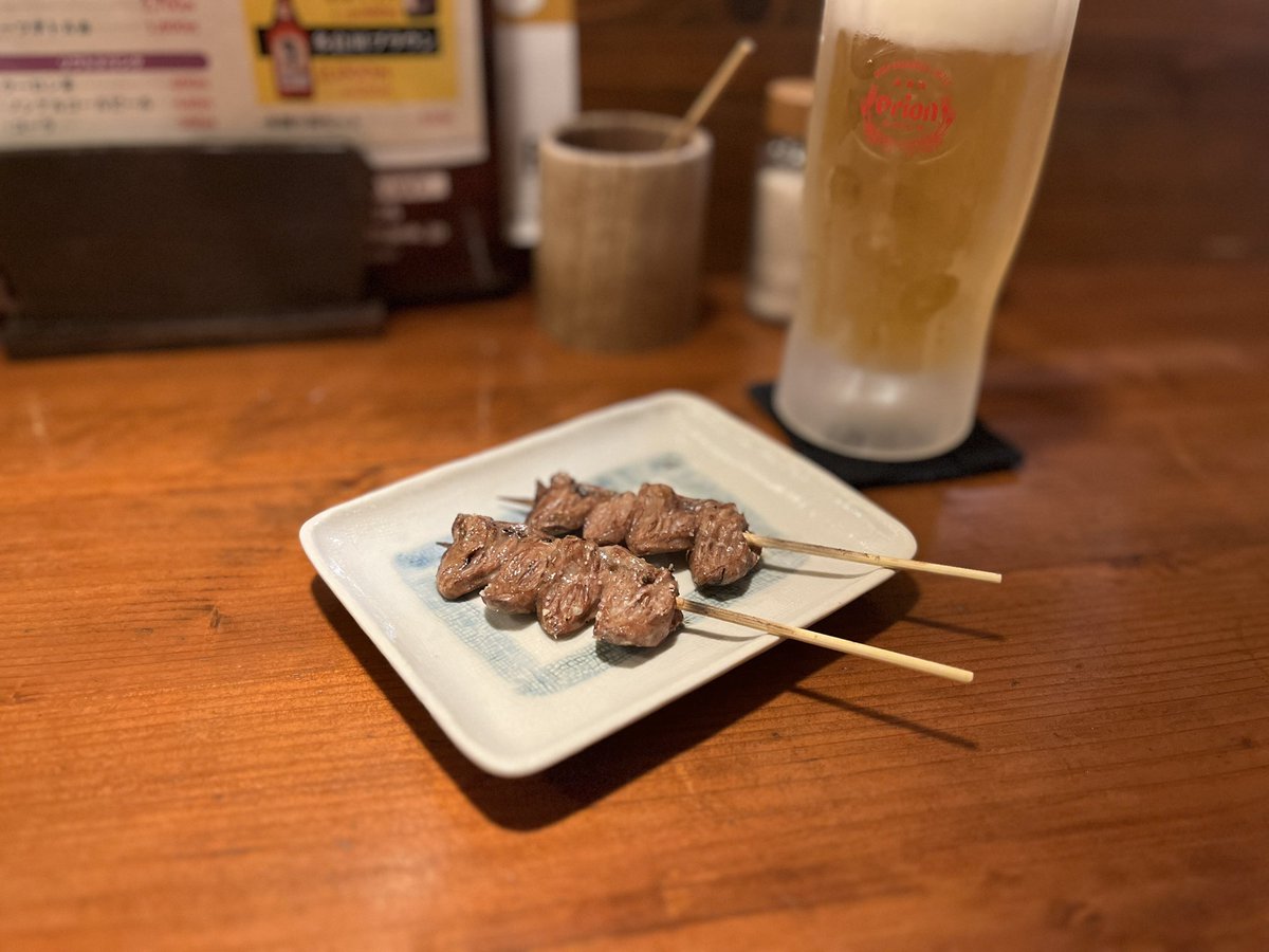 minimal_kan's tweet image. 最高すぎんか。コミュニティで出会った方のお店に行って焼鳥&amp;amp;ビール&amp;amp;泡盛をご馳走になりました。どれも絶品でとろけるレバーに肉汁たっぷりのもも肉をオリオンビールで流し込む。たまたま居た沖縄の方とも意気投合して泡盛をたんまりいただきました。

店舗情報はリプ欄へ👇
#codebegin
