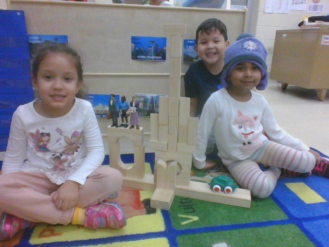YDomadia's tweet photo. Building Study in full swing ! Rockets,Bridge, Tower with Bridge and custom built camera https://t.co/6cMfNHAf9u