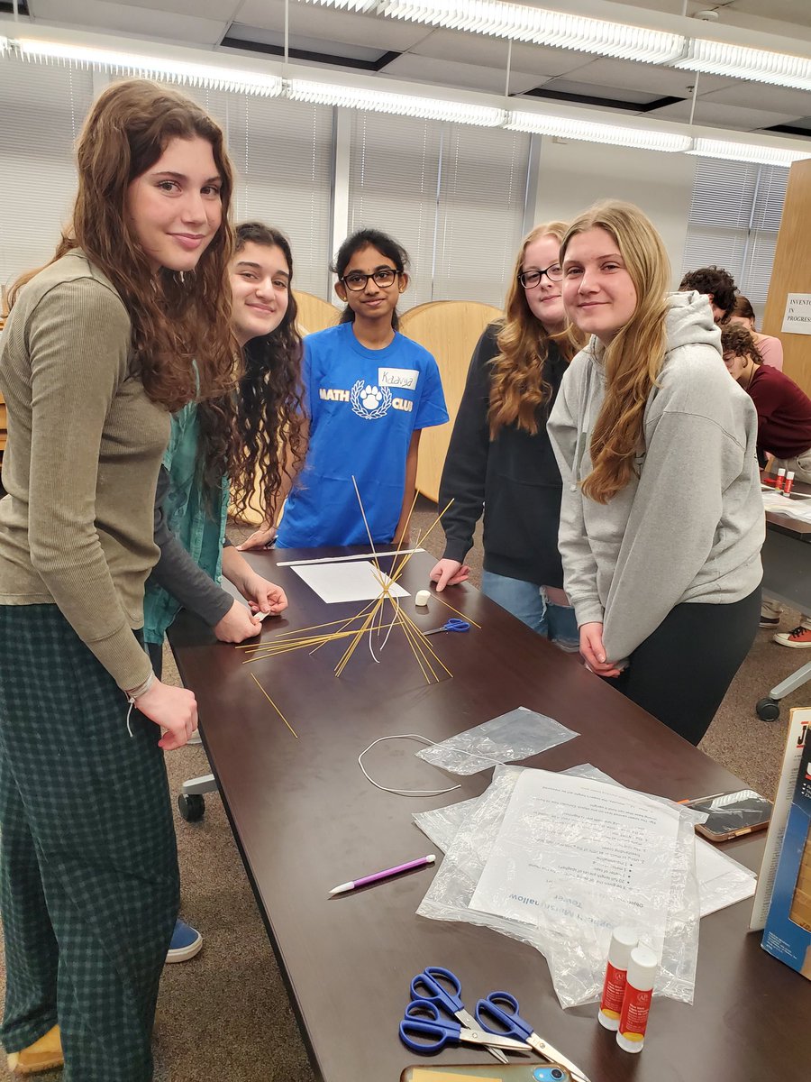 MariaLBranco's tweet photo. Puzzle Day is back and better than ever with STEM GAMES. @MagillChristen @joegoho @NPAsstSupt https://t.co/uRsPtDWS4g