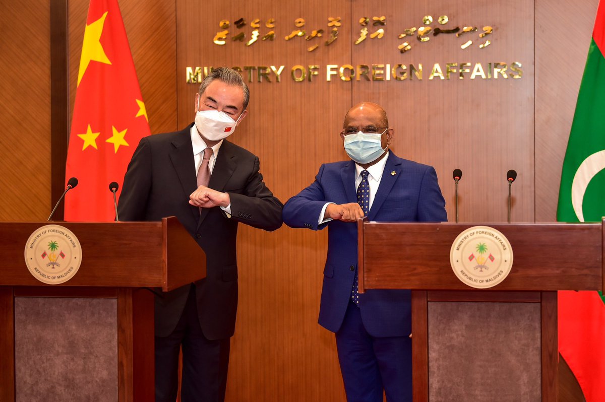 Pleased that the Agreement on Mutual Visa Exemption between Maldives 🇲🇻 &amp; China 🇨🇳 has officially entered into force

Maldivians will be able to travel to China without a visa on a 30 day visa-free basis

Agreement was signed during visit of State Councillor Wang Yi in Jan 2022