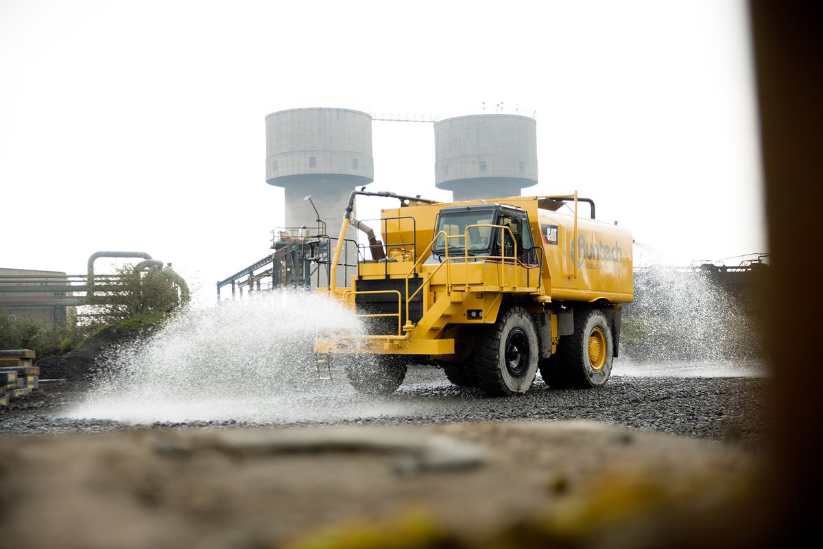 runtechltd's tweet photo. The environment matters, which is why we're proactive in minimising our environmental impact and reducing our carbon footprint 👣
Our managed dust suppression site service ensures a safer and greener production site 🙌🏻
#DustSuppression #EnvironmentalTeam https://t.co/BCXZfZFjmS