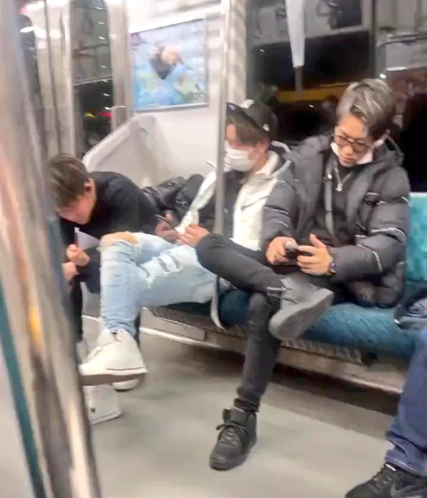 電車の乗り方で納得！本当にカッコいいやつとそうでないやつの違い。