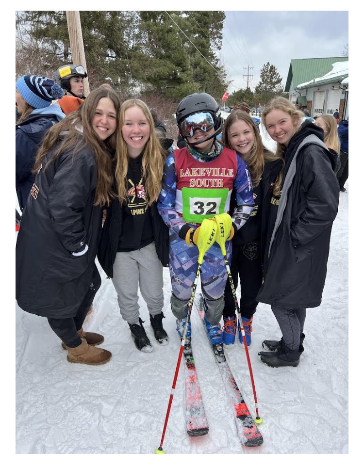 GirlsTennisLSHS's tweet photo. All State Honors! Congratulations Liv! 🎿🎾 https://t.co/QsKlNWNKkB