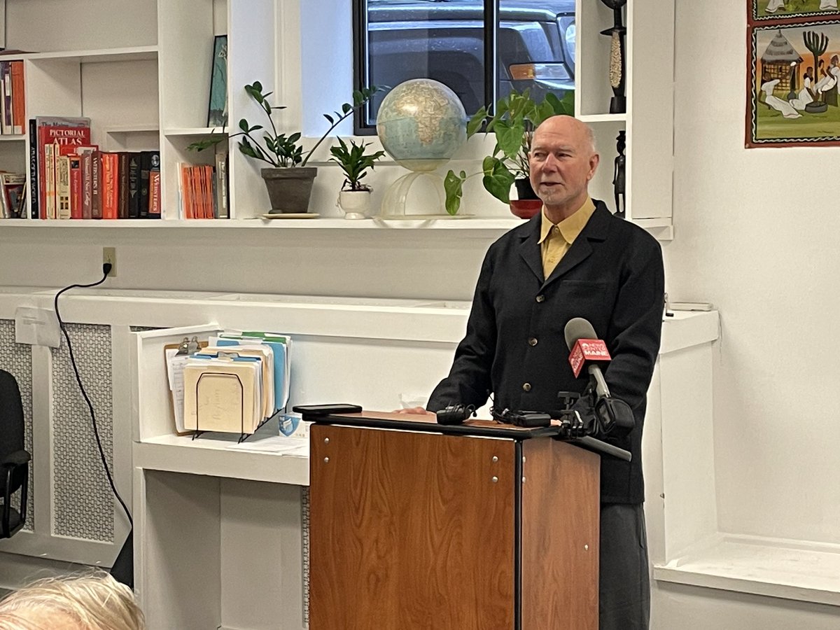 Richard Berman, owner of the building on Sherman St. is transferring ownership to <a href="/HopeActsMaine/">Hope Acts</a> so #asylumseekers have a permanent place to live in <a href="/CityPortland/">City of Portland, Maine</a> <a href="/newscentermaine/">NEWS CENTER Maine</a> #maine