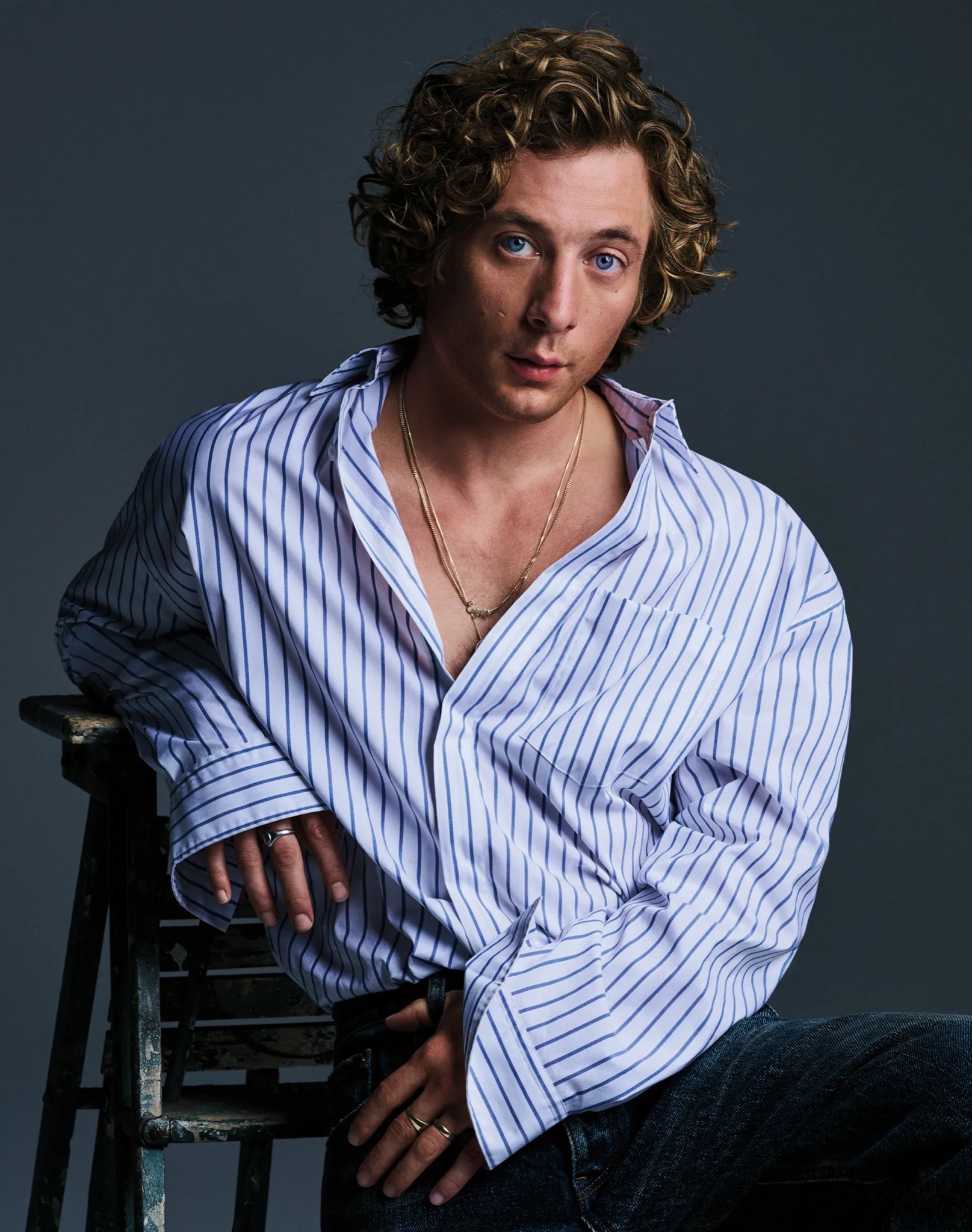 Happy Birthday, Jeremy Allen White! 