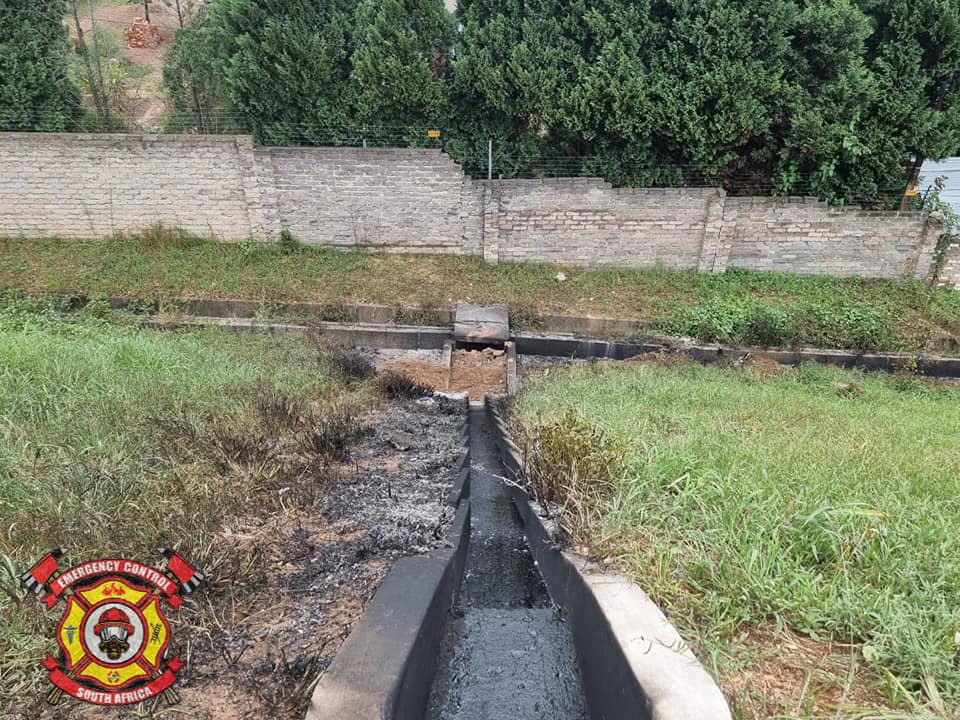 Arrive Alive on Twitter "Spillage cleared after minitanker explosion