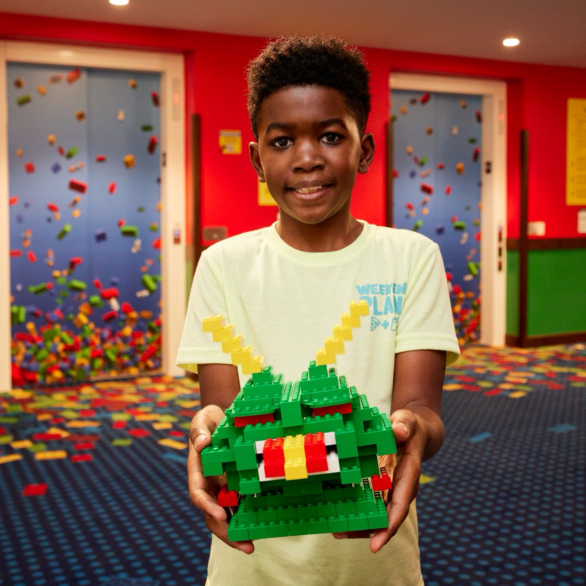 LEGOLANDNewYork's tweet photo. That feeling when creativity clicks. 👏 Put your skills to the test! Submit a build for a chance to compete LIVE on 4/1! 🏆 If that wasn't awesome enough, @thestaceyroy and @brickinnick (Winners of LEGO Masters Season 3) are the judges! 
Closes 2/20: https://t.co/OPVya6adFB https://t.co/xDh70e6oSA