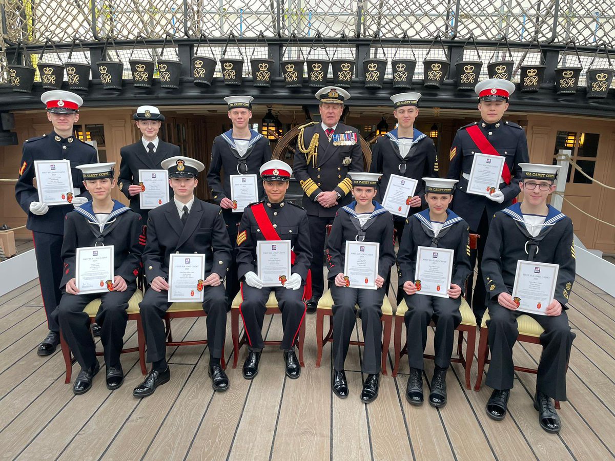 Today saw the investiture ceremony onboard HMS Victory for the @FirstSeaLord Cadets, where the @VCCcadets join forces with our sister RN Cadet Forces of @CCFcadets & @SeaCadetsUK. BZ, CPO Cdt Archie from @ExcellentRNVCC & Cdt LCpl Scott from @GosportRMVCC on your appointment.