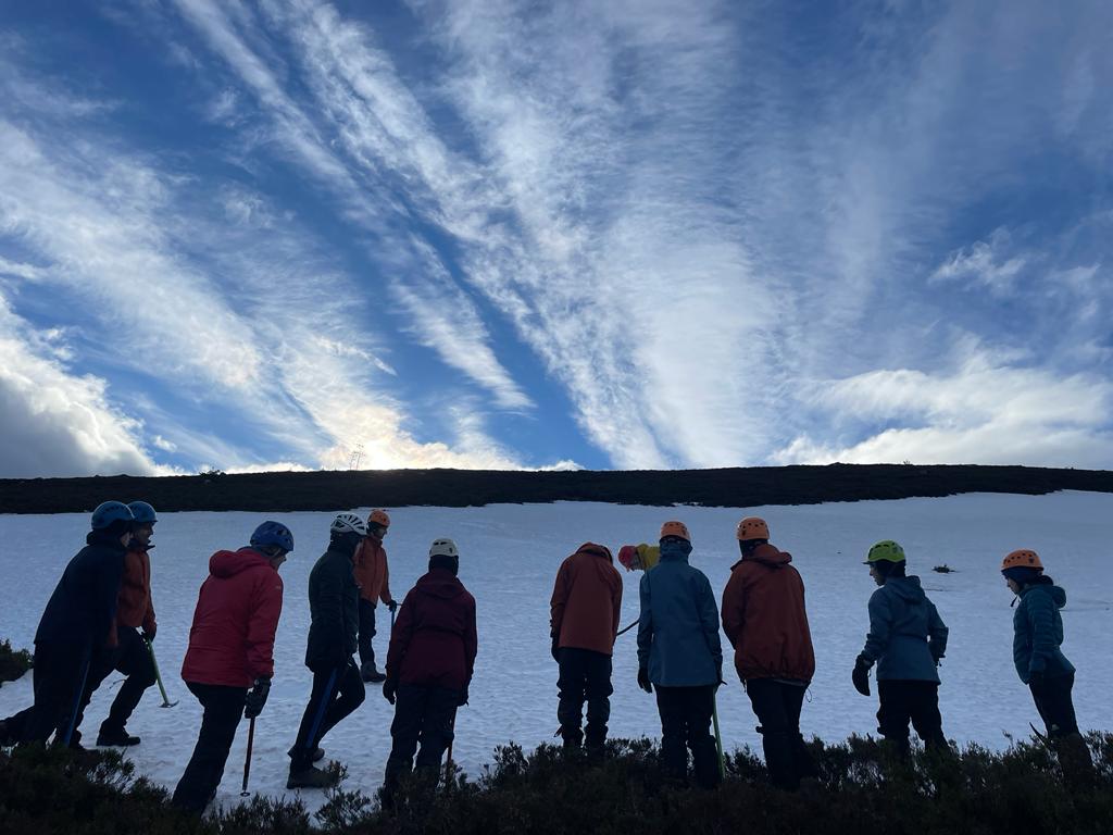 sprayway_UK's tweet photo. Great to see @lindleyeducationaltrust having a good time in the Cairngorms on their winter skills course!

#cairngorms #aviemore #winter #mountaineering #sprayway https://t.co/pQHl8OUKCU