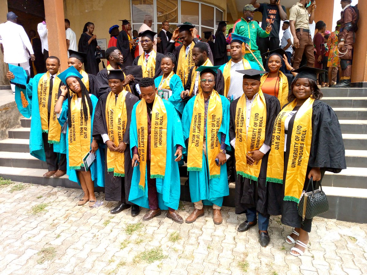 linnie_michael's tweet photo. Thank you University of Uyo!!

Today marks the proudest and most emotional moment in my life.

I formally got inducted into the University of Uyo's Honours Roll… 

This achievement has left me feeling incredibly humbled. I've literally been crying since morning... 😭 https://t.co/dfV1UJFnWX