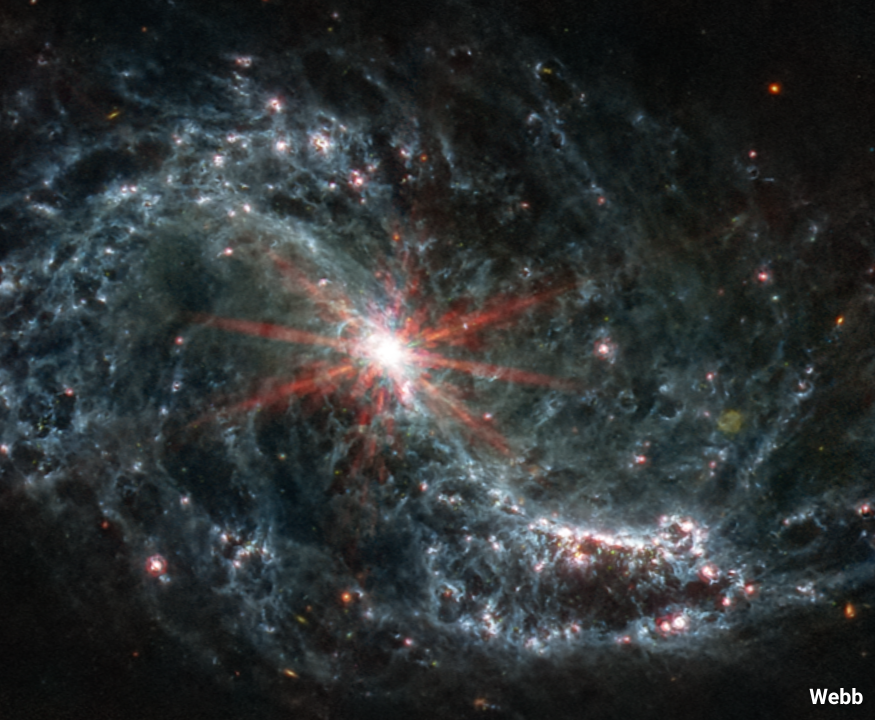 NASAHubble's tweet image. Welcome to NGC 7496.

Hubble and @NASAWebb have both observed this spiral galaxy providing data across multiple wavelengths of light.

This is just one of many galaxies Webb is studying to learn how star formation impacts galactic evolution: go.nasa.gov/3Z3u6ol