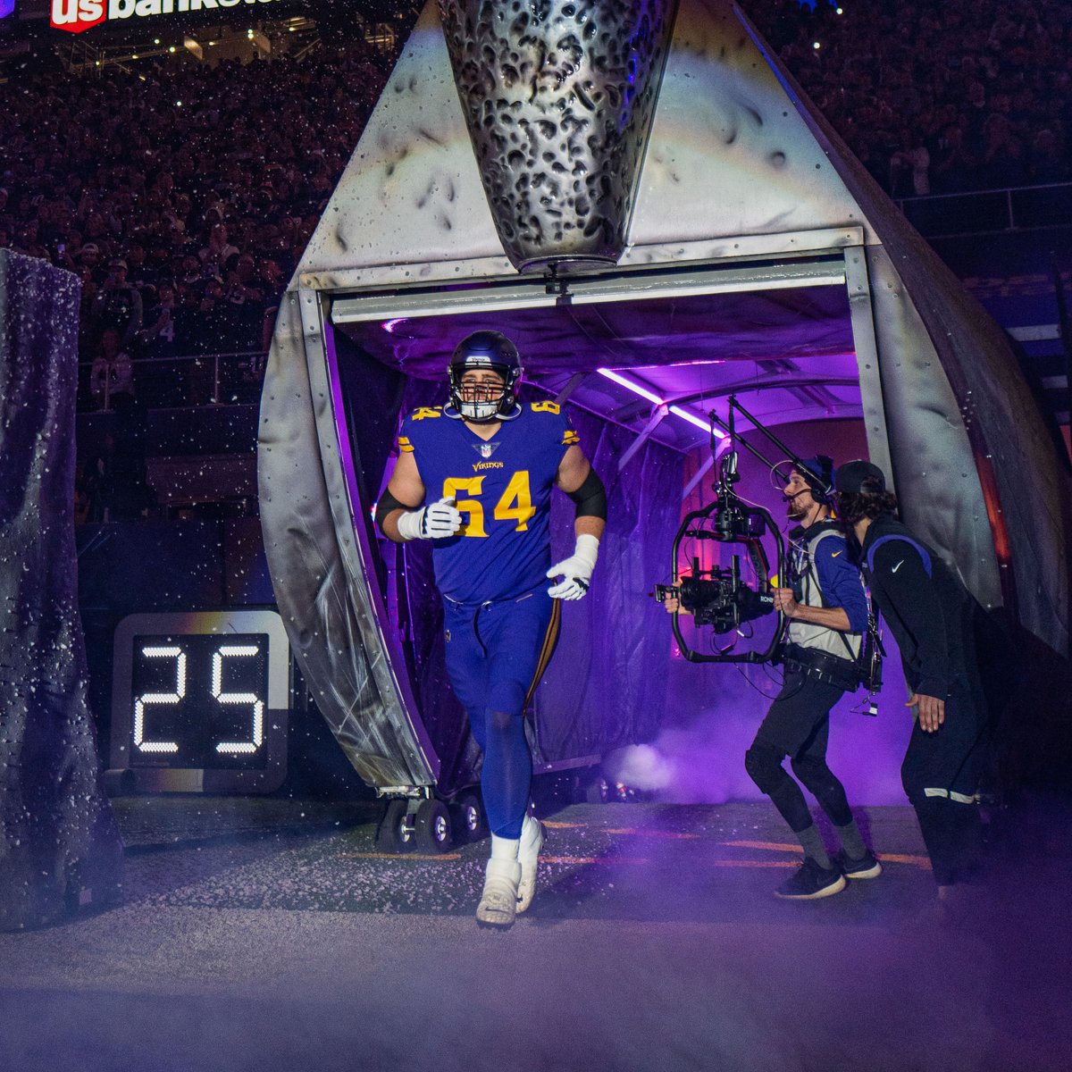The #Vikings have re-signed T Blake Brandel, who was set to become an exclusive rights free agent. 

mnvkn.gs/3YLJw0Q