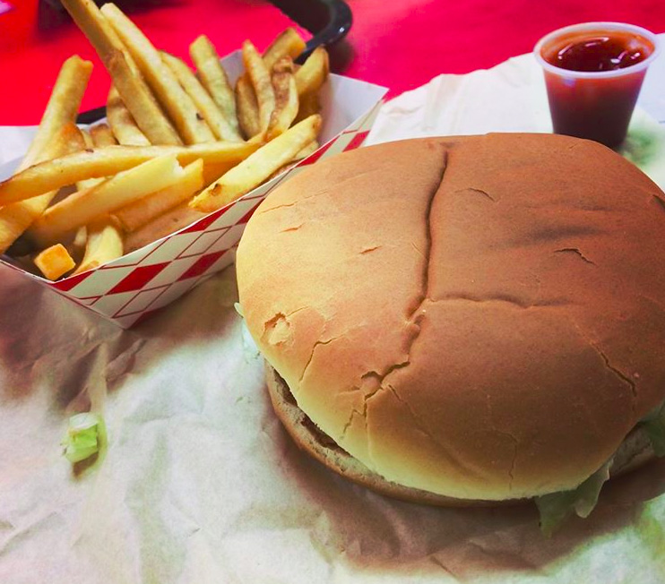 MojoBurger's tweet photo. Our whole menu is available for takeout and delivery! Check it our👉 https://t.co/OkNnZt1HdD https://t.co/An7TibflxA