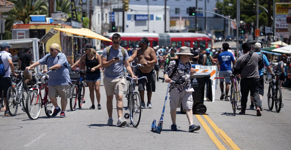 LADOTofficial's tweet photo. Let's explore the Valley! On February 26, @CicLAVia will open the streets of Canoga Park, Winnetka, and Reseda for all #Angelenos to enjoy. Join us, and let's celebrate active transportation together! #LADOT #BikeLA #SeeYouThere https://t.co/cZcNlx2ISN