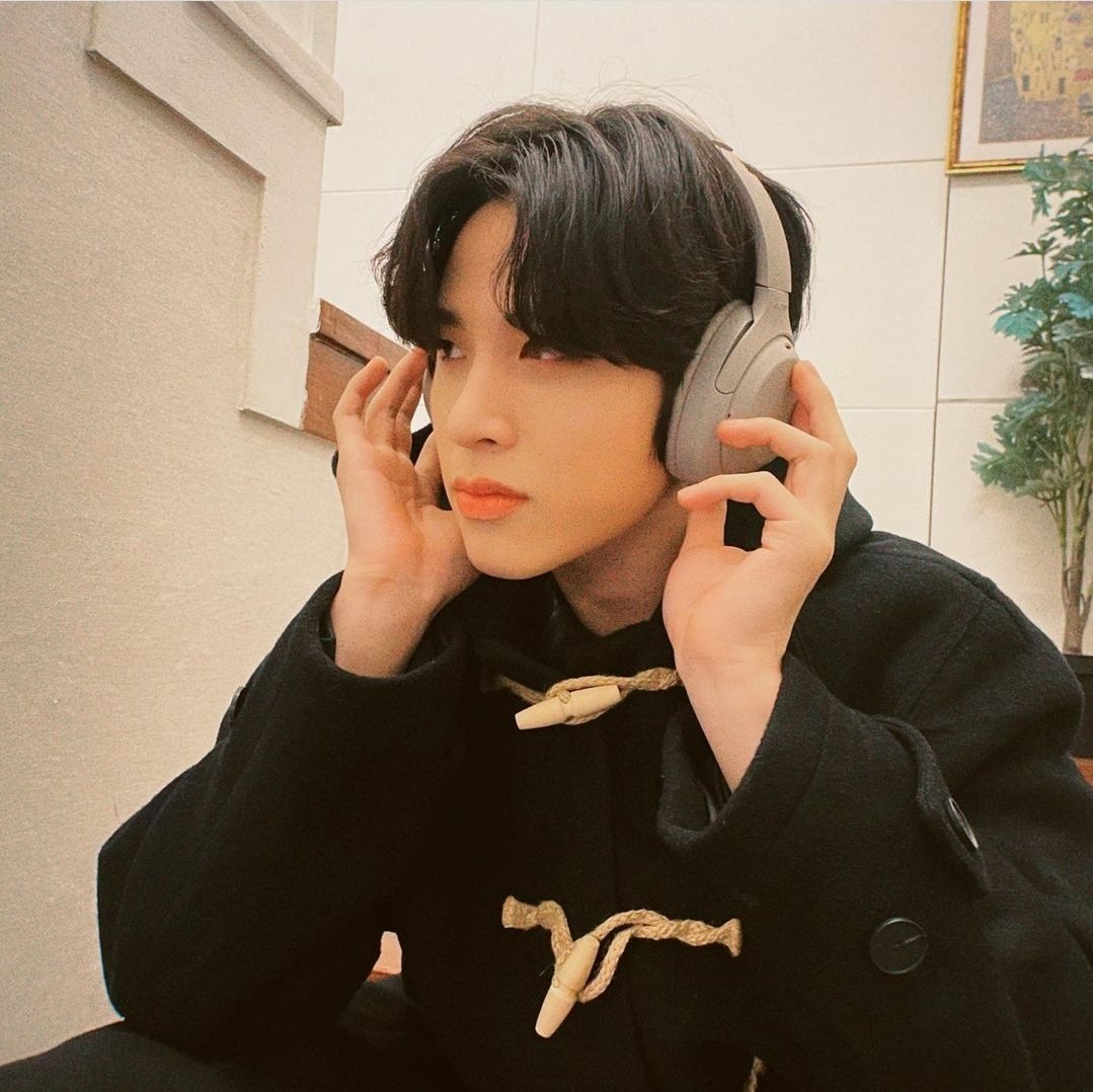 KaneMoto_NoRi_'s tweet photo. HWANDERFULYEARS WITH JUNGHWAN
#HELLOitsJUNGHWANday
#슈퍼킹카우베이비_화니짱_생축
#SOJUNGHWAN #소정환
@treasuremembers https://t.co/yDDCQpC6IM