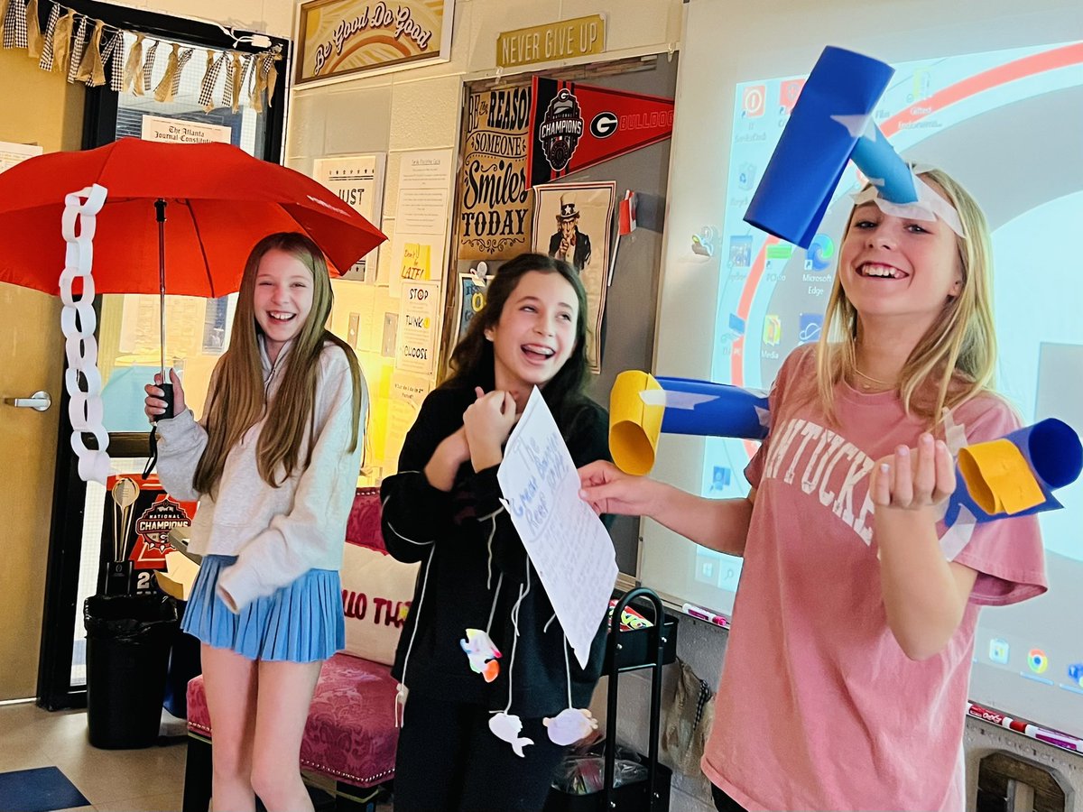 Who says projects have to be boring?! My TAG kiddos worked on RAFT strategy projects this week on the various physical features of Australia. Here’s the Coral Sea in action! 🐠🐟 <a href="/TheNMSWildcats/">Northwestern Middle School</a>