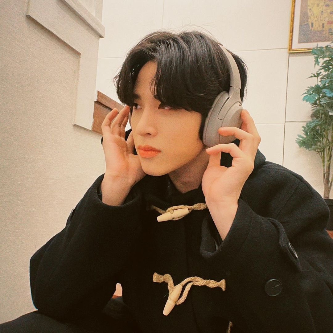 damhwanbear's tweet photo. happy birthday #faceofthegroup junghwani💘 we love you 🫶🏻 https://t.co/W85MMkdhRX