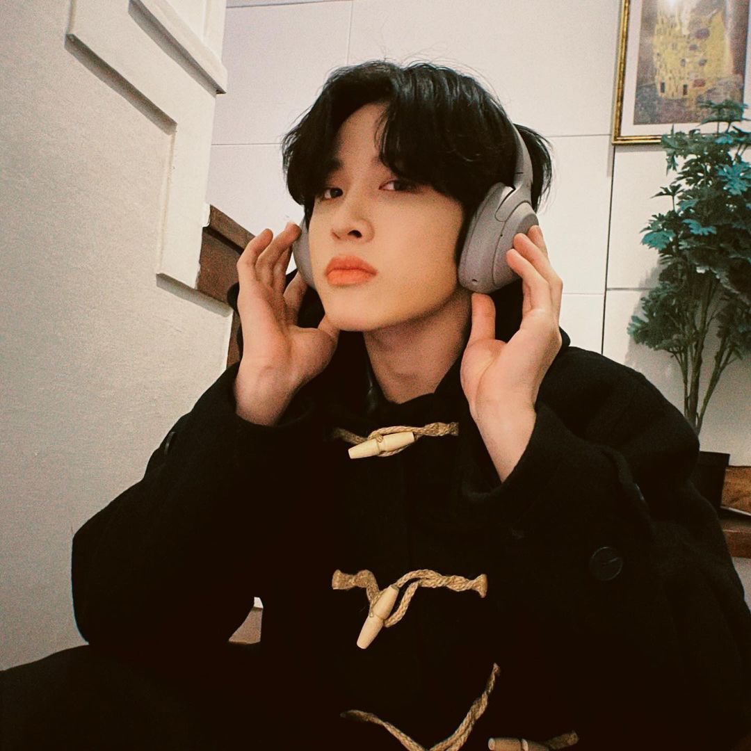 damhwanbear's tweet photo. happy birthday #faceofthegroup junghwani💘 we love you 🫶🏻 https://t.co/W85MMkdhRX