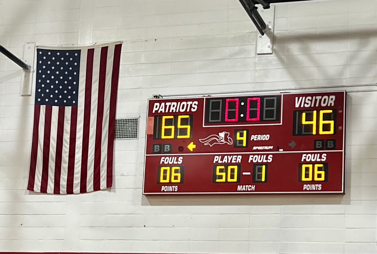 7th annual Nick night honoring #8! Thanks to all who attended &amp; our opponent Belvidere. Next up Elmwood Park #GoPatriots!