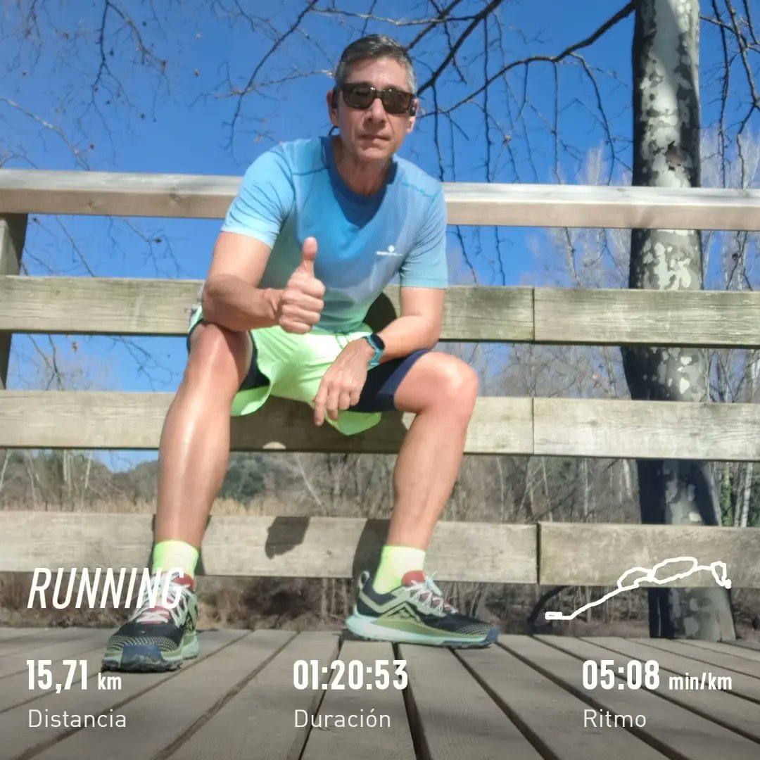 danisoriano70's tweet photo. Ah y aprovechando que hoy tengo fiesta también he corrido un ratillo por mi #jardinet
Encaramos el mes para llegar a otra centena 😁😁
8️⃣7️⃣1️⃣
#runeveryday
#correcat
#day871
#metodosori
#RonhillSpain
#drinkingrunners #kmsxalimentos #nofunnorun
#mrfree
#amibola https://t.co/2h2VcCoT34