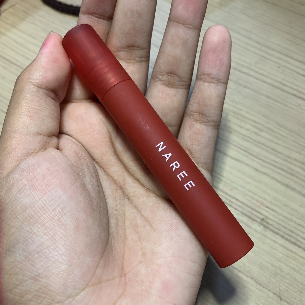IN3MINE's tweet photo. #ส่งต่อ ลิปnaree เบอร์14ค่ะ ไม่เคยใช้โดนปากเลยใช้ไปแค่2-3ครั้ง สีค่อนข้างแดงเลยค่ะทาแบบออมเบรจะสวยมากๆ⭐️ 120-.รวมส่งเลยค้าบ (ไม่มีกล่องนะคะเพราะทิ้งไปแล้ว🥹) dm/mt
#ส่งต่อคสอมือสอง #ส่งต่อเครื่องสำอางค์ #เครื่องสําอางค์ #ส่งต่อสกินเเคร์ #ส่งต่อสกินเเคร์มือ2 #ส่งต่อลิปสติก https://t.co/IRSWgekPbv