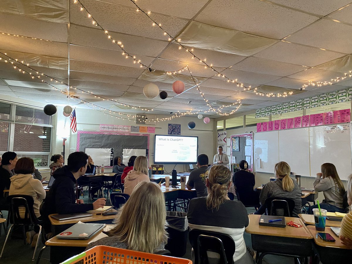 Got to sit in on some awesome #ChatGPT PD @NREVSD this morning! @TorieTeaches and @JordPetri did a great job at making a scary topic for some teachers less intimidating 👏🏼👏🏼👏🏼 #FEK12 #educoach @RachelP3333