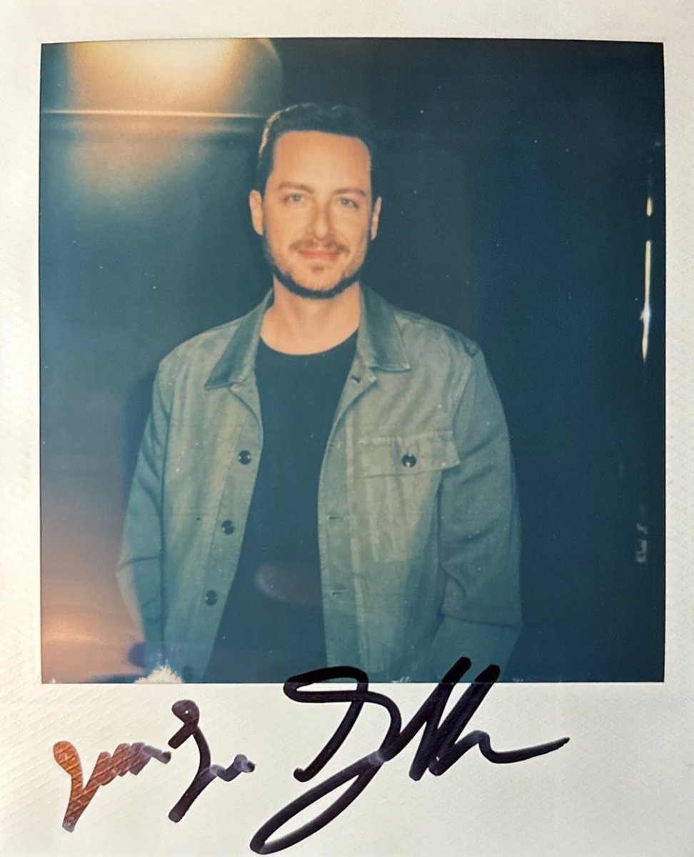 5021_GandH's tweet photo. Happy Happy Friday everyone! Especially this man! 🥵🥰❤️🔥🫠 #ComeHomeJay #WeMissYouJesse #BringBackJayHalstead #BringBackJesseLeeSoffer #UpsteadForever #Upstead #5021George #FixCPD #MissingJayHalstead #WeWantJayHalstead #JayIsTheHeartofCPD #StandingWith5021George https://t.co/VnT7UWCxw6