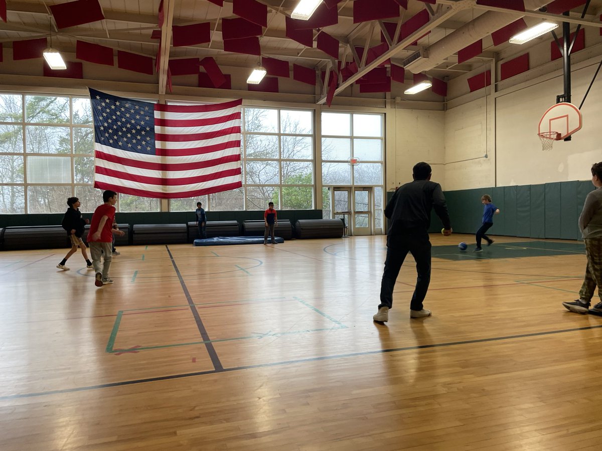 SEL on a half day before vacation. All of Kent 5th grade is playing mat ball together! #wiltonwayct <a href="/WPSCMSocial/">CM Live</a>